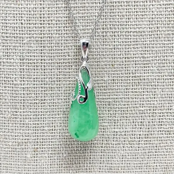 JTV Green Jadeite Rhodium Necklace over Sterling Silver - Picture 2 of 4